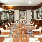 Acacia Aparthotel