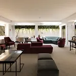 Acacia Aparthotel 4*