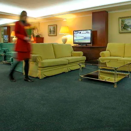 Acacia Aparthotel