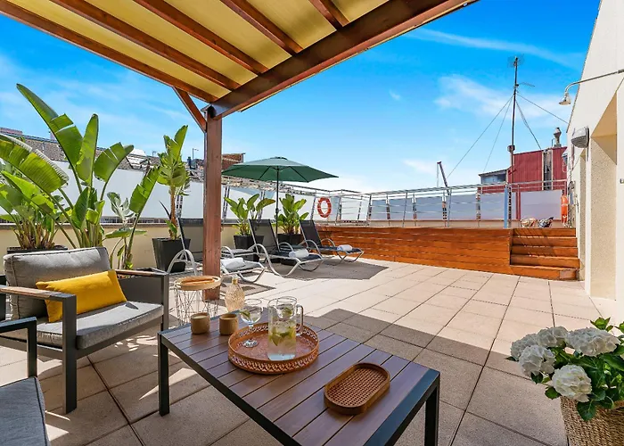 Acacia Aparthotel 4*