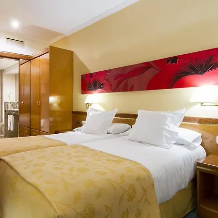Acacia Aparthotel 4*
