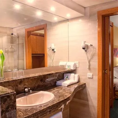 Apartahotel Acacia