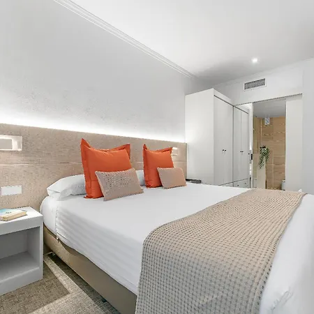 Apartahotel Acacia