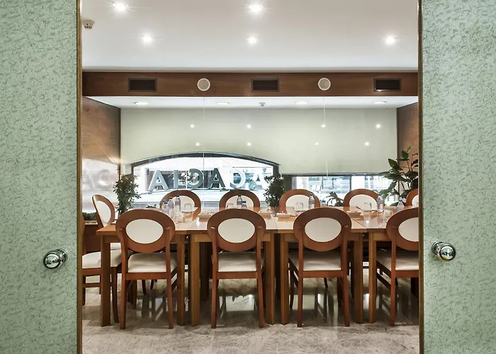 Acacia 4* Barcelona